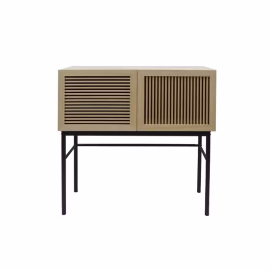 天然籐と木製キャビネットの家庭用収納